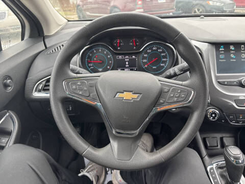 2017 Chevrolet Cruze LT Auto