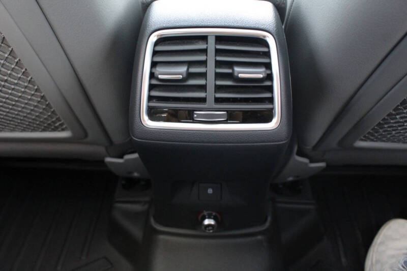 2018 Audi Q3 2.0T Premium