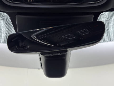 2021 Land Rover Range Rover P525 HSE Westminster Edition