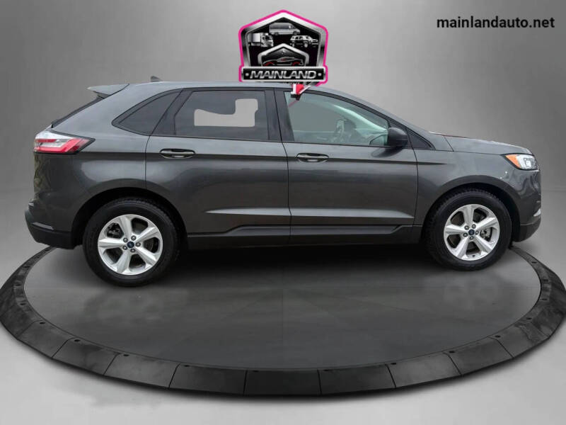 2020 Ford Edge SE