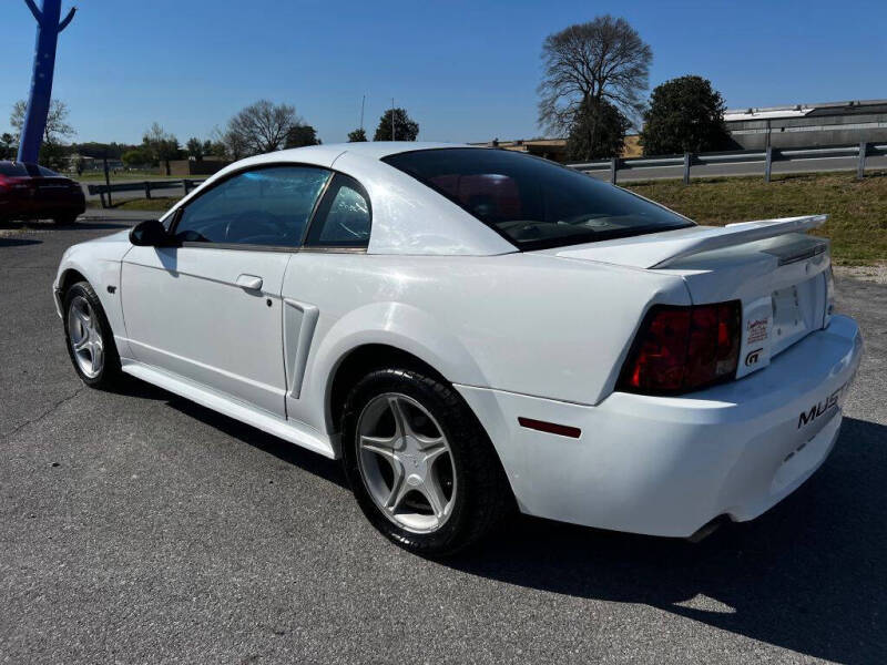 2000 Ford Mustang GT