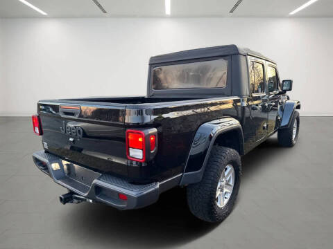 2022 Jeep Gladiator Sport S