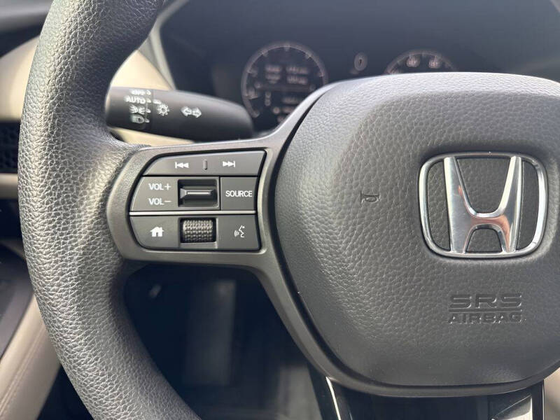 2025 Honda HR-V LX