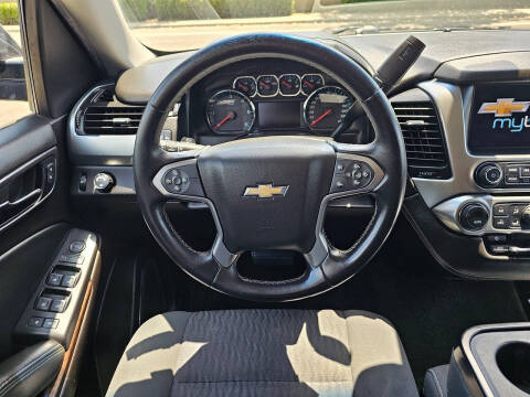 2016 Chevrolet Suburban LS