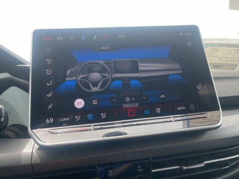 2025 Volkswagen Golf GTI SE