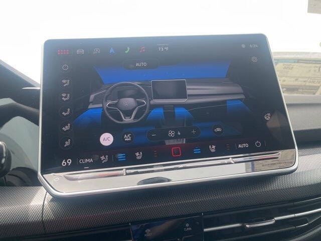 2025 Volkswagen Golf GTI SE