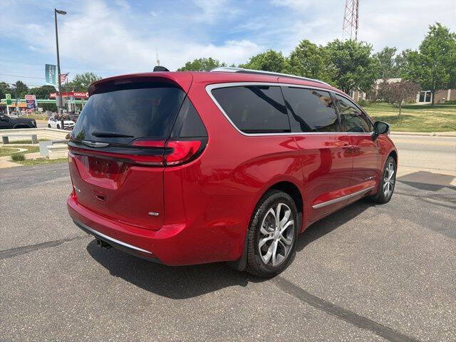 2025 Chrysler Pacifica Pinnacle