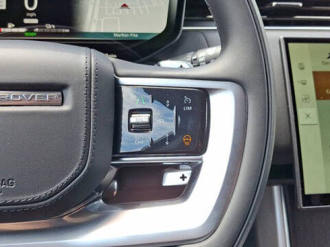 2025 Land Rover Range Rover P550e SE