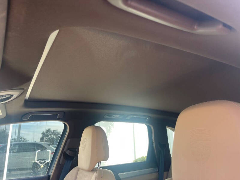 2018 Porsche Cayenne Platinum Edition