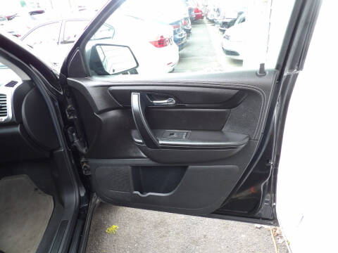 2016 GMC Acadia SLE-2