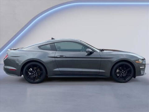 2020 Ford Mustang EcoBoost