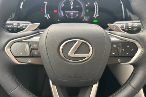 2026 Lexus NX 450h+ Luxury