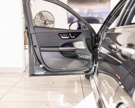 2024 Mercedes-Benz C-Class AMG C 63 S E Performance