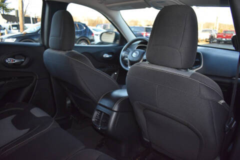 2014 Jeep Cherokee Sport