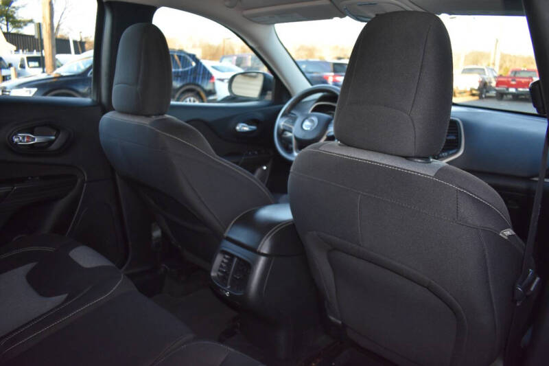 2014 Jeep Cherokee Sport