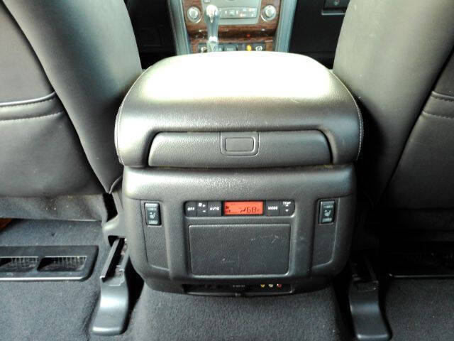 2017 Nissan Armada Platinum