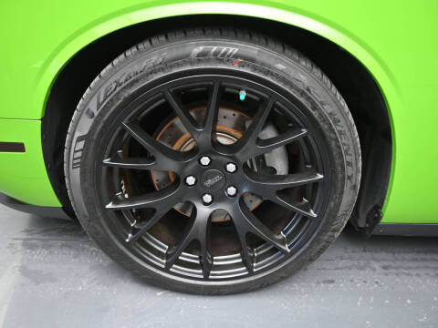 2017 Dodge Challenger R/T Plus