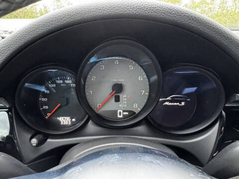 2015 Porsche Macan S