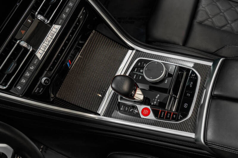 2025 BMW M8 Competition