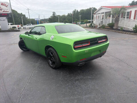 2015 Dodge Challenger SXT