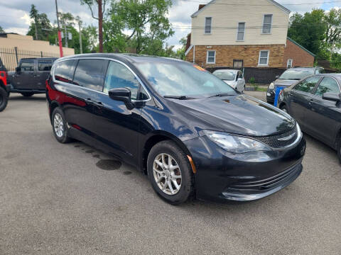 2017 Chrysler Pacifica Touring
