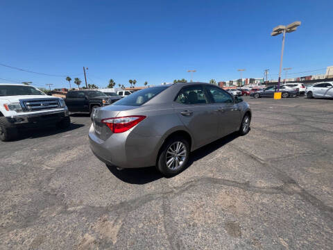 2015 Toyota Corolla LE