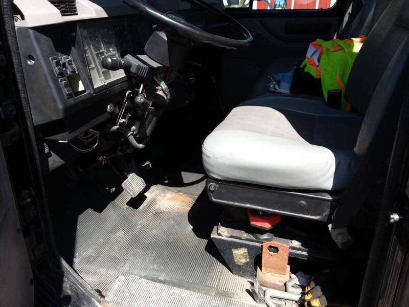 2000 International 4700