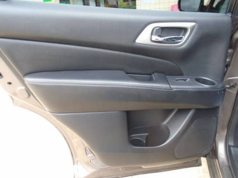 2014 Nissan Pathfinder Platinum