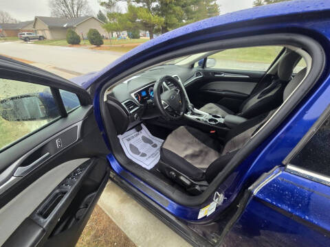 2013 Ford Fusion S