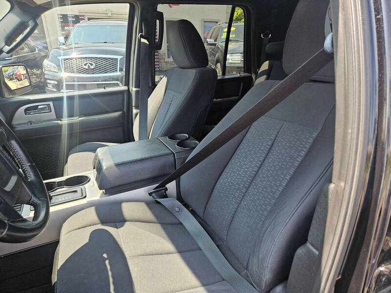 2017 Ford Expedition EL XLT