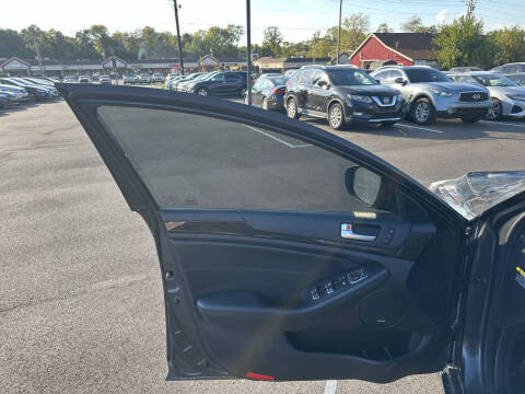 2016 Kia Cadenza Limited