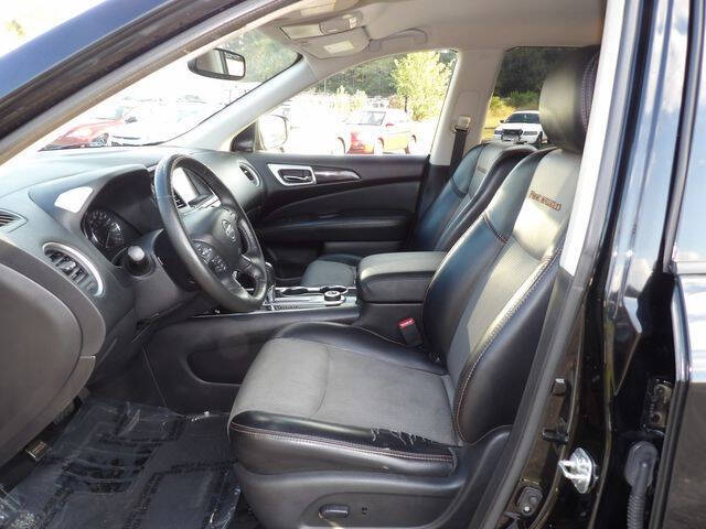 2019 Nissan Pathfinder SV