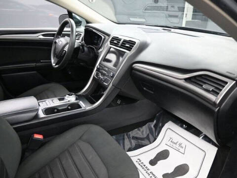 2020 Ford Fusion Hybrid SE