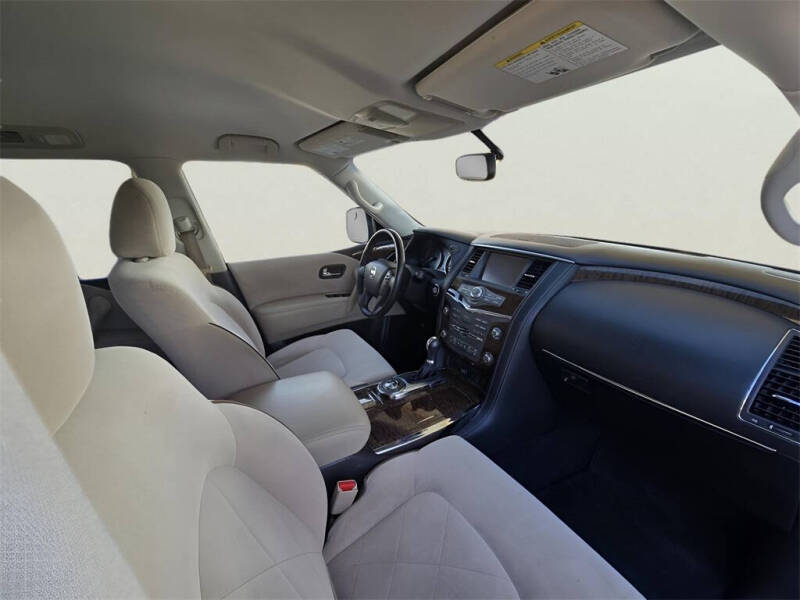 2017 Nissan Armada SV