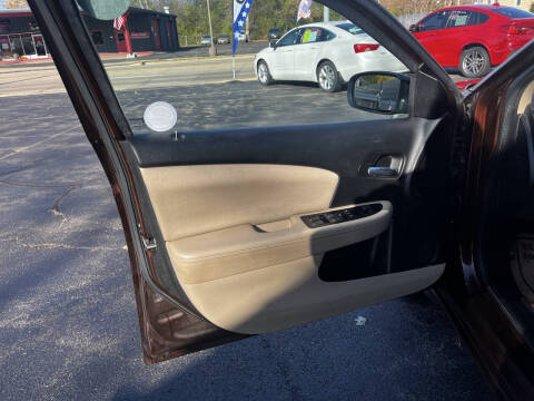 2013 Chrysler 200 LX