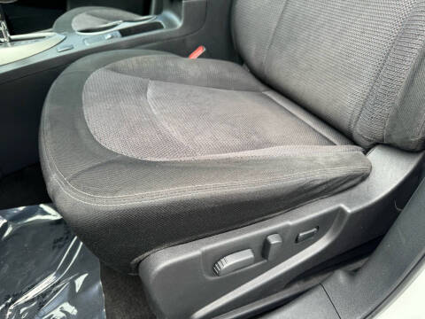 2012 Nissan Rogue SV w/SL Package