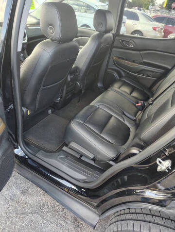 2017 GMC Acadia SLE-1