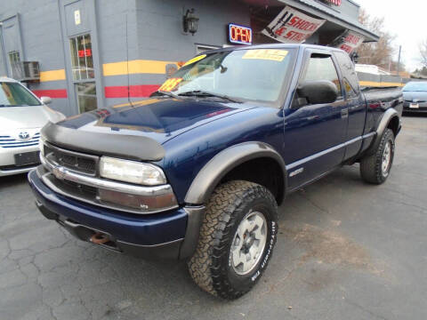 2002 Chevrolet S-10 LS