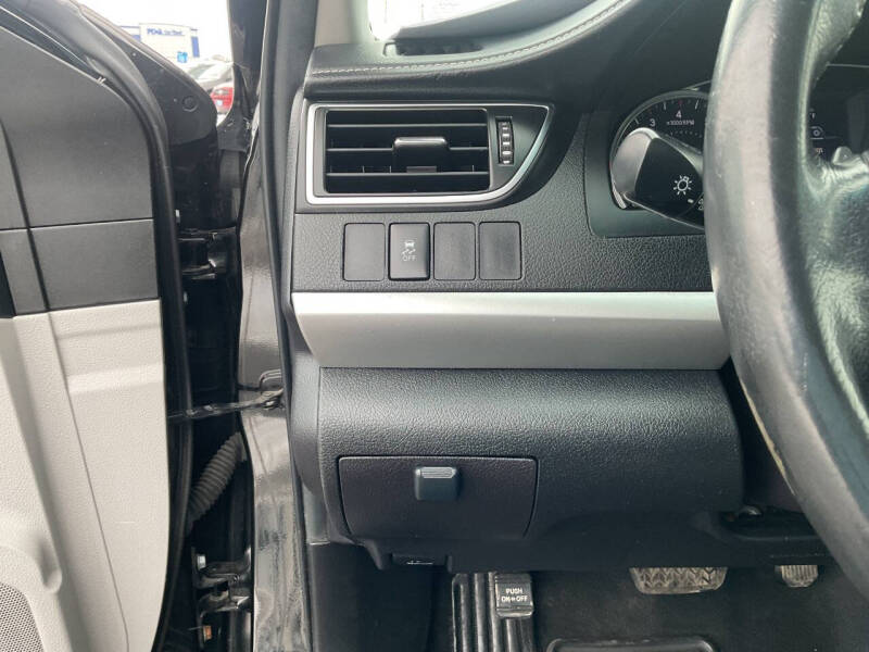 2015 Toyota Camry SE