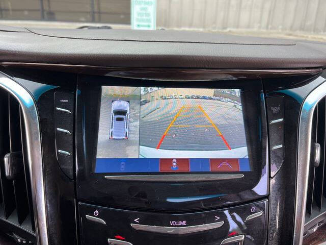 2017 Cadillac Escalade Standard