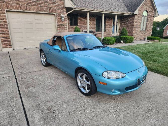 2002 Mazda MX-5 Miata LS
