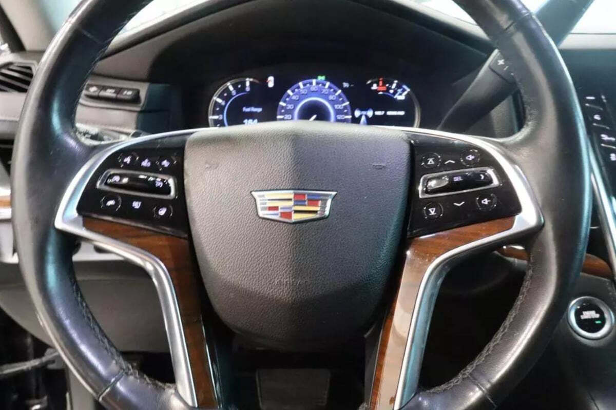 2018 Cadillac Escalade for sale at IMD MOTORS, INC in Dallas, TX