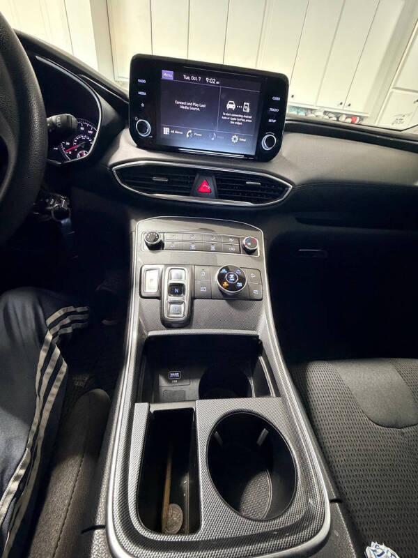 2021 Hyundai Santa Fe SE