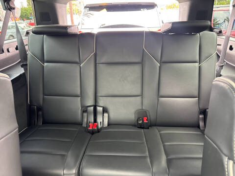 2022 Cadillac Escalade ESV Premium Luxury