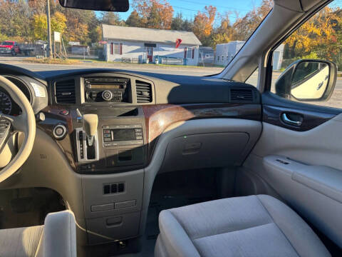 2012 Nissan Quest