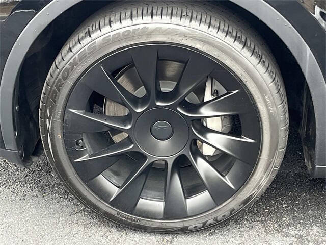 2023 Tesla Model Y Long Range