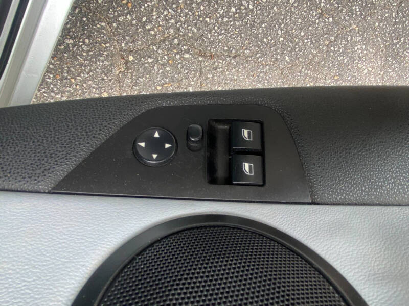 2005 BMW Z4 2.5i