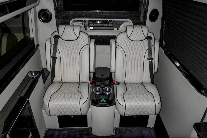 2024 Mercedes-Benz Sprinter 3500XD