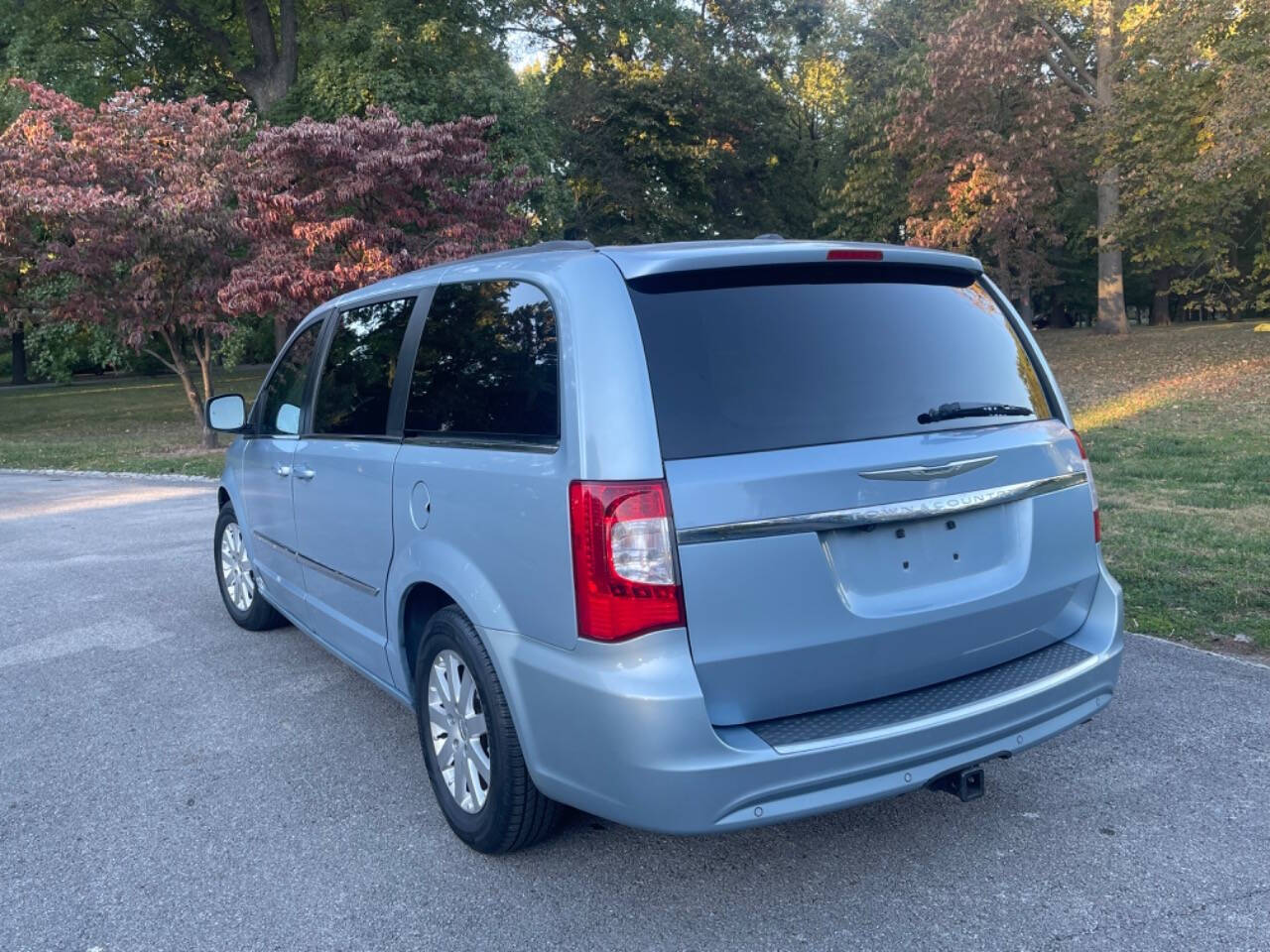 2013 Chrysler Town and Country for sale at Tower Grove Auto in Saint Louis, MO