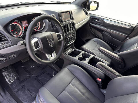 2017 Dodge Grand Caravan GT